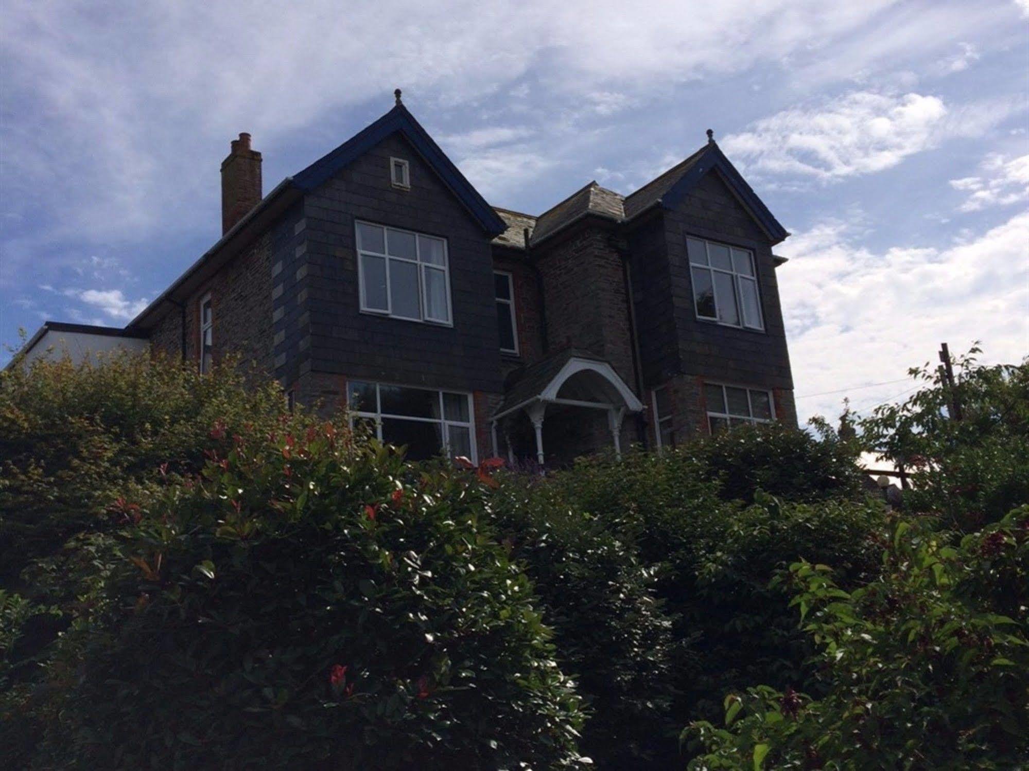 Boscastle House Bed & Breakfast Exterior photo